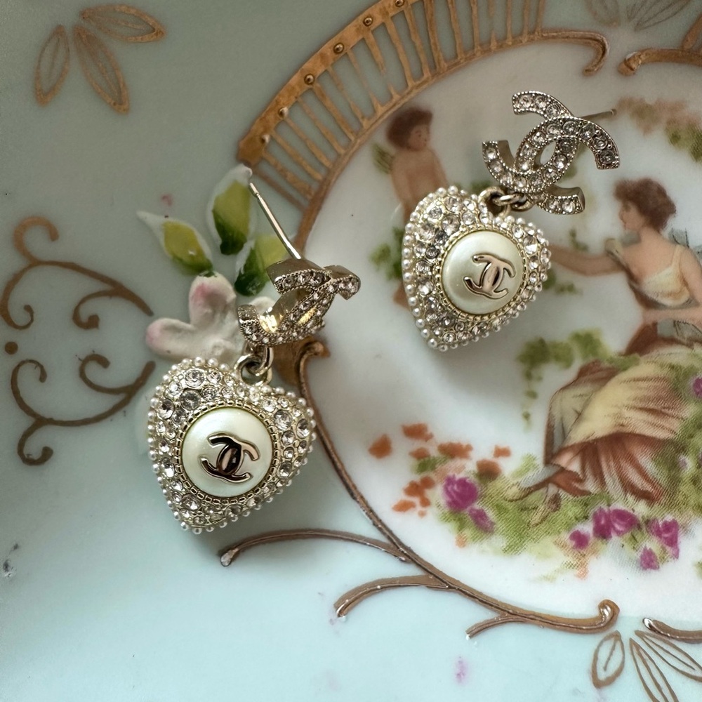 CHANEL Silver Filigree Drop Earrings - Authentic with Paperwork